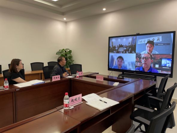 我校与泰国西那瓦大学举行合作交流视频会1.jpg